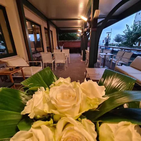 Hotel Sabra