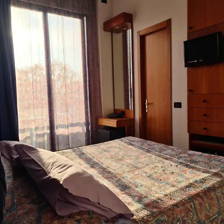 Hotel Sabra