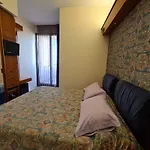 Hotel Sabra