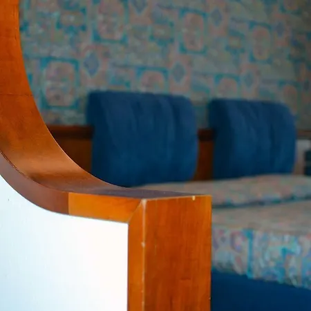 Hotel Sabra 3*